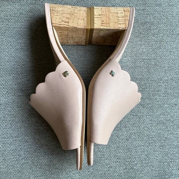 Kate Spade Warren Scalloped Slip On Leather Heels Sandals Pale Pink Sz 6.5 - Picture 8 of 11